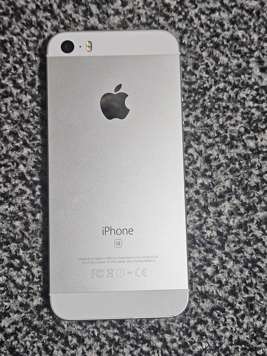 아이폰 se1 실버 16gb 배터리 79% 상품이미지1
