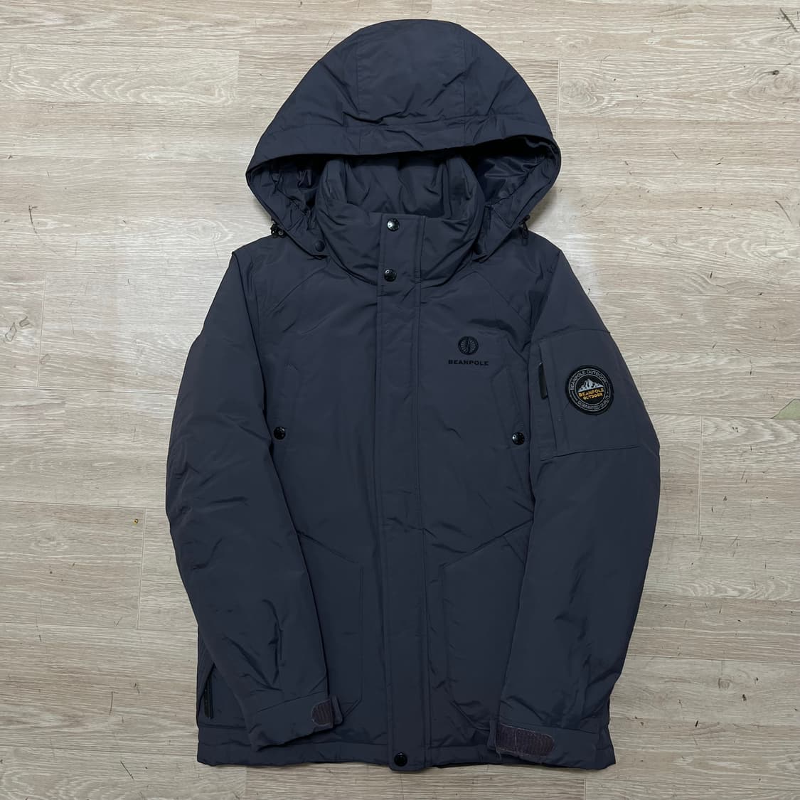 빈폴 아웃도어 여성 덕다운 후드 패딩 점퍼 [차콜] XS/85 상품이미지1