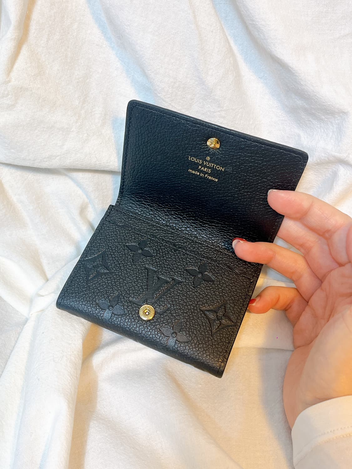 루이비통 비즈니스 카드 홀더 모노그램 엠보스 레더 블랙 상품이미지4