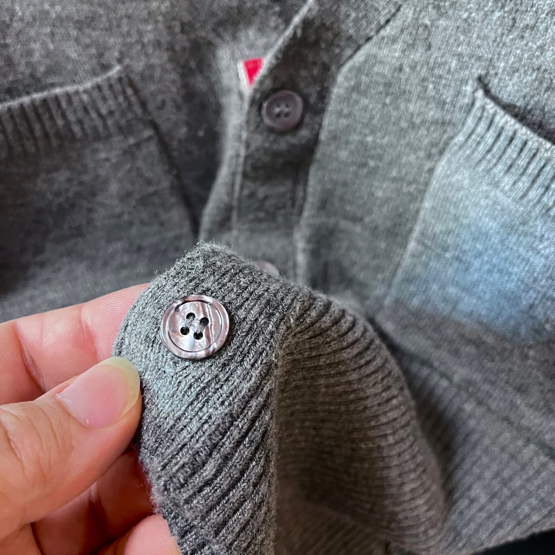 톰 브라운 스코틀랜드 메이드 메리노울 니트 가디건 상품이미지5