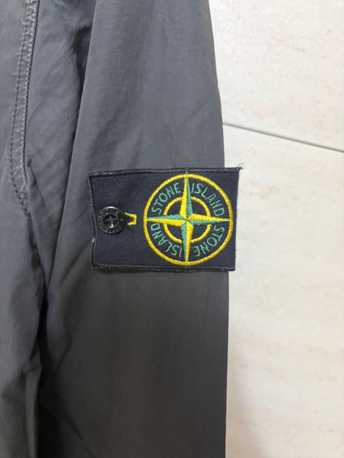 스톤아일랜드 가먼트 다이드 오버셔츠 상품이미지4