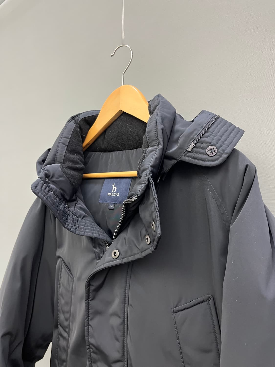 헤지스 블랙 후드 롱 구스패딩 상품이미지4