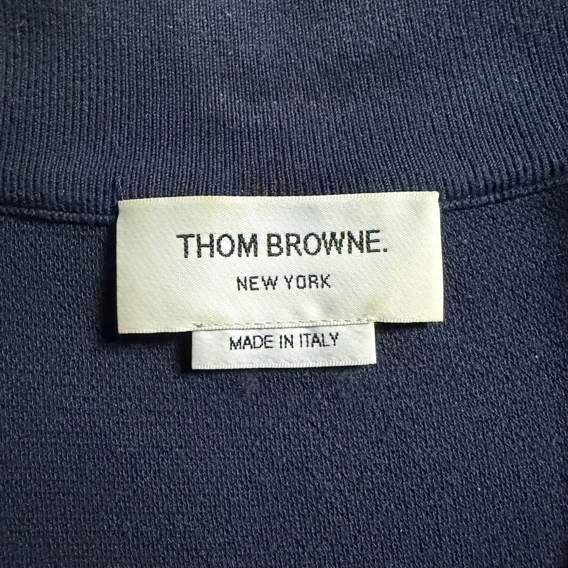 {유일매물/4size} 톰브라운 네이비 하프집업 맨투맨 4 상품이미지3