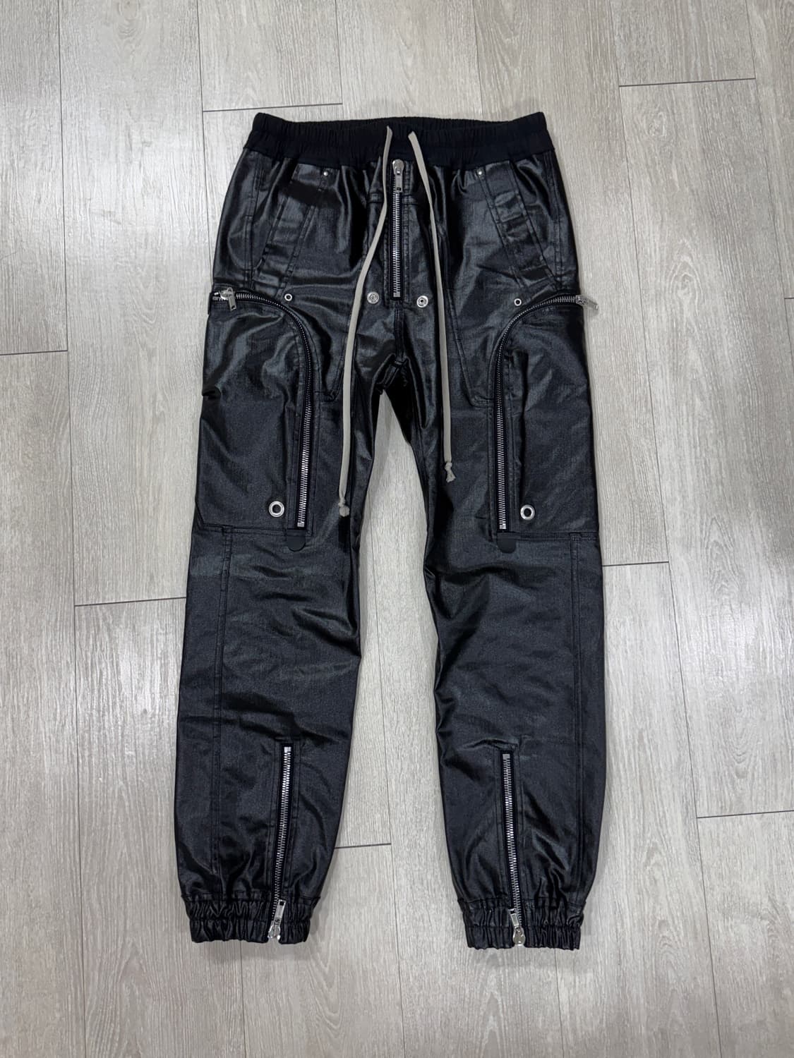 릭오웬스 24fw 바우하우스 코팅 팬츠 50size 상품이미지3