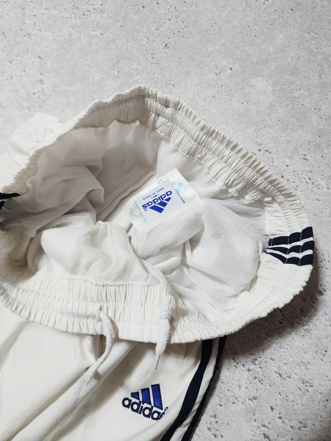 아디다스 삼선 화이트x딥네이비 트랙팬츠 바람막이 바지 상품이미지6