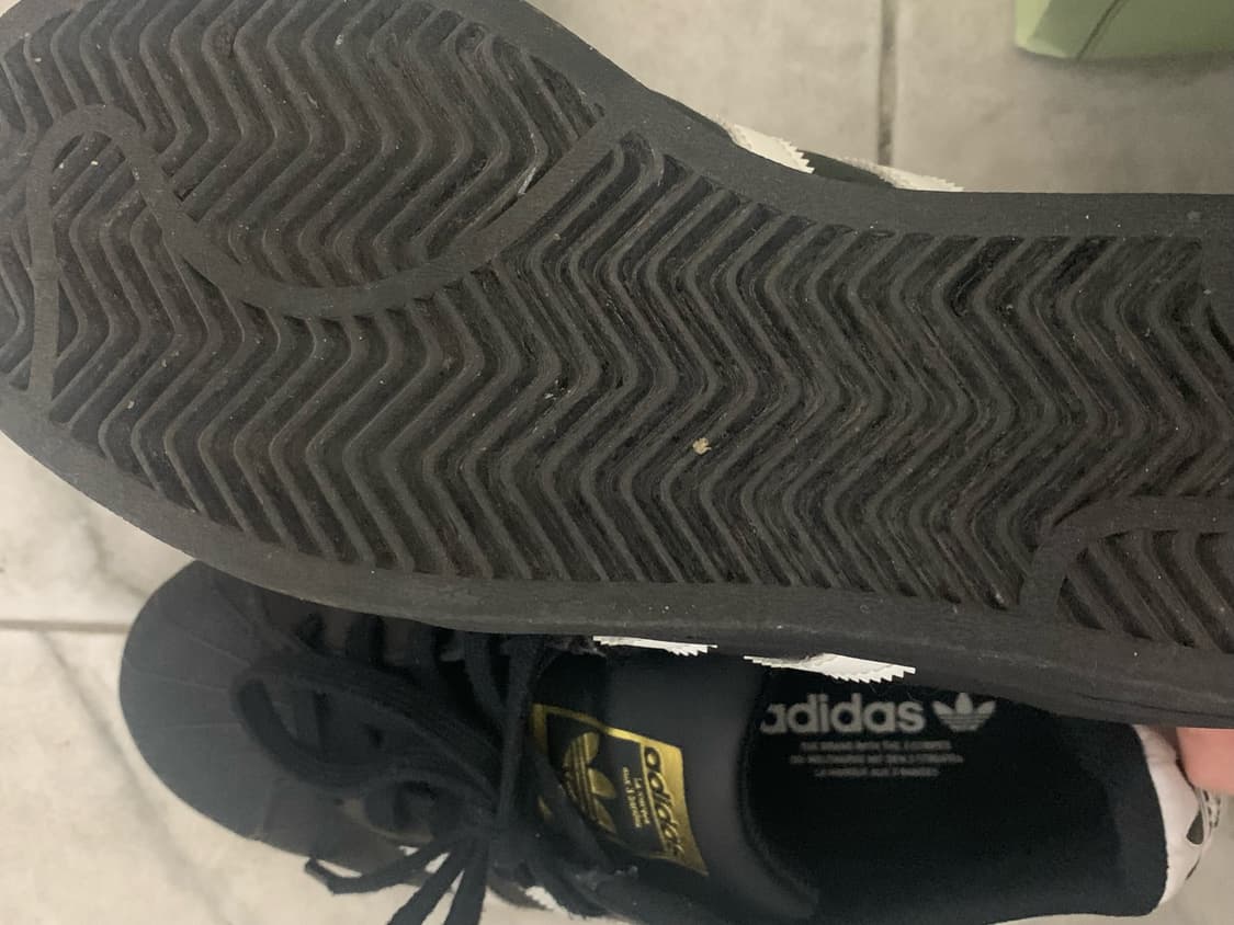 아디다스 슈퍼스타 코어 블랙 화이트 230 상품이미지4