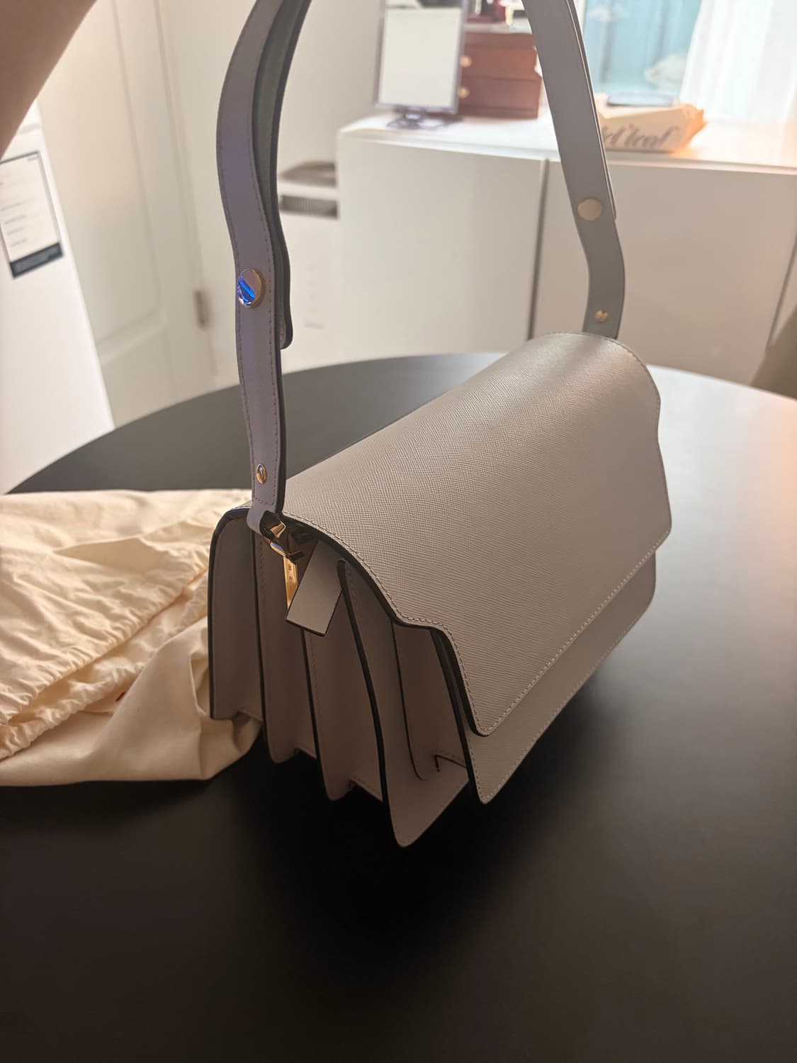 마르니 트렁크백 사피아노 상품이미지9