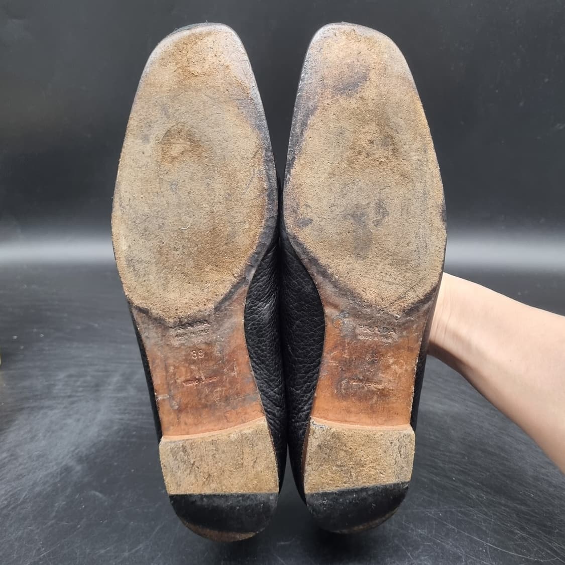 정품 프라다 여성로퍼255 상품이미지3