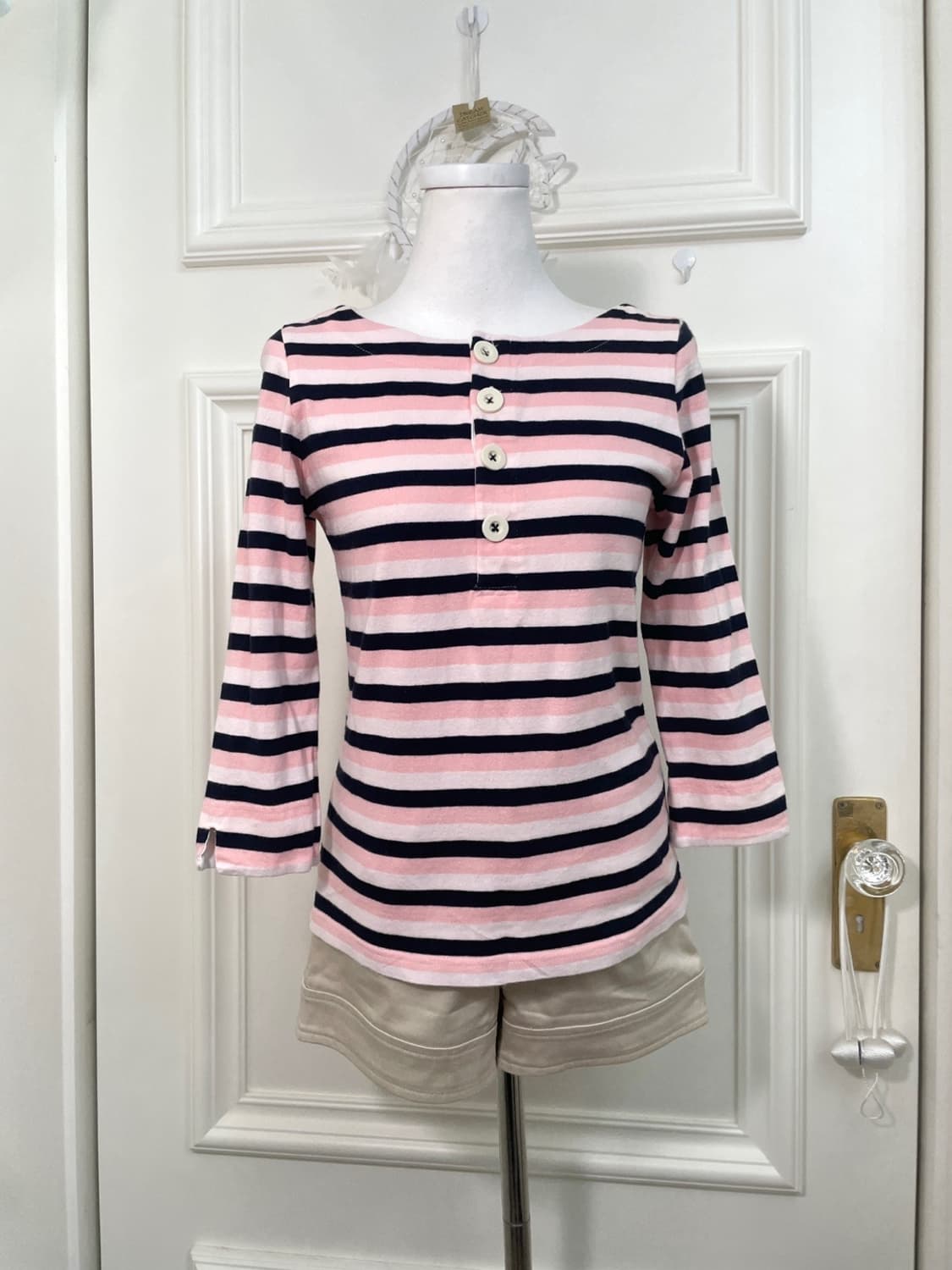 pink stripe button point cotton top 상품이미지1