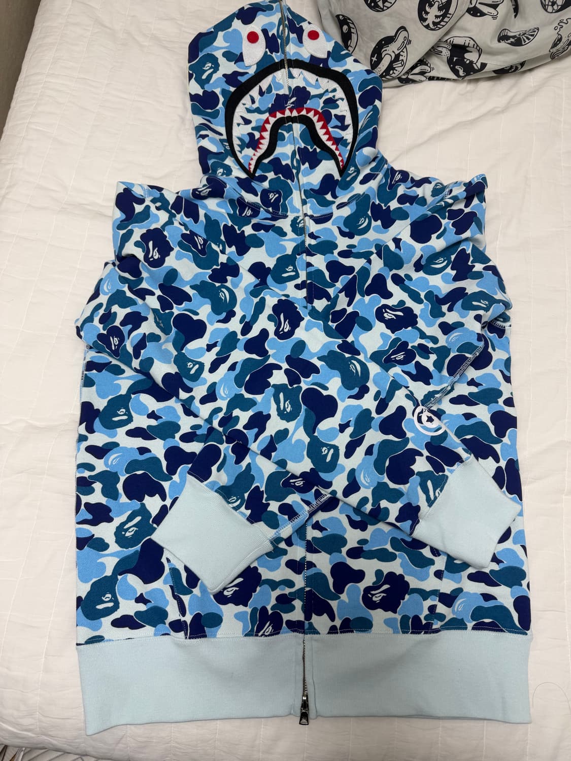 (급처)베이프 ABC 카모 샤크 풀 집 후드 블루 상품이미지3