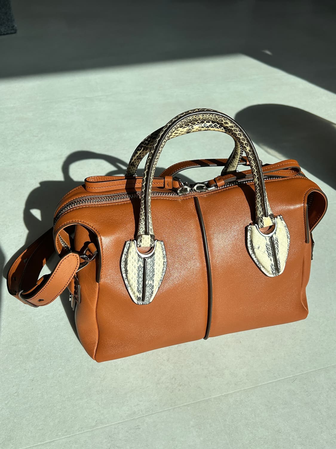 토즈 가방 상품이미지1