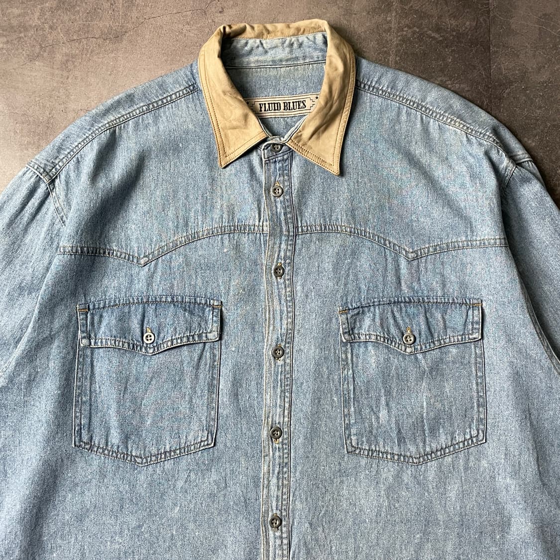 FLUID 빈티지 레더 트리밍 투톤 코튼 데님셔츠 A00417 상품이미지2