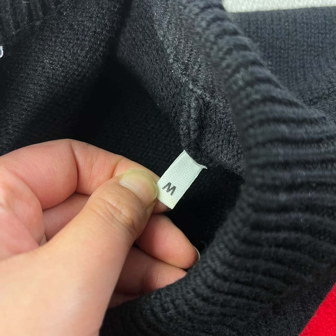 105 아미 빅하트 로고 니트 상품이미지4