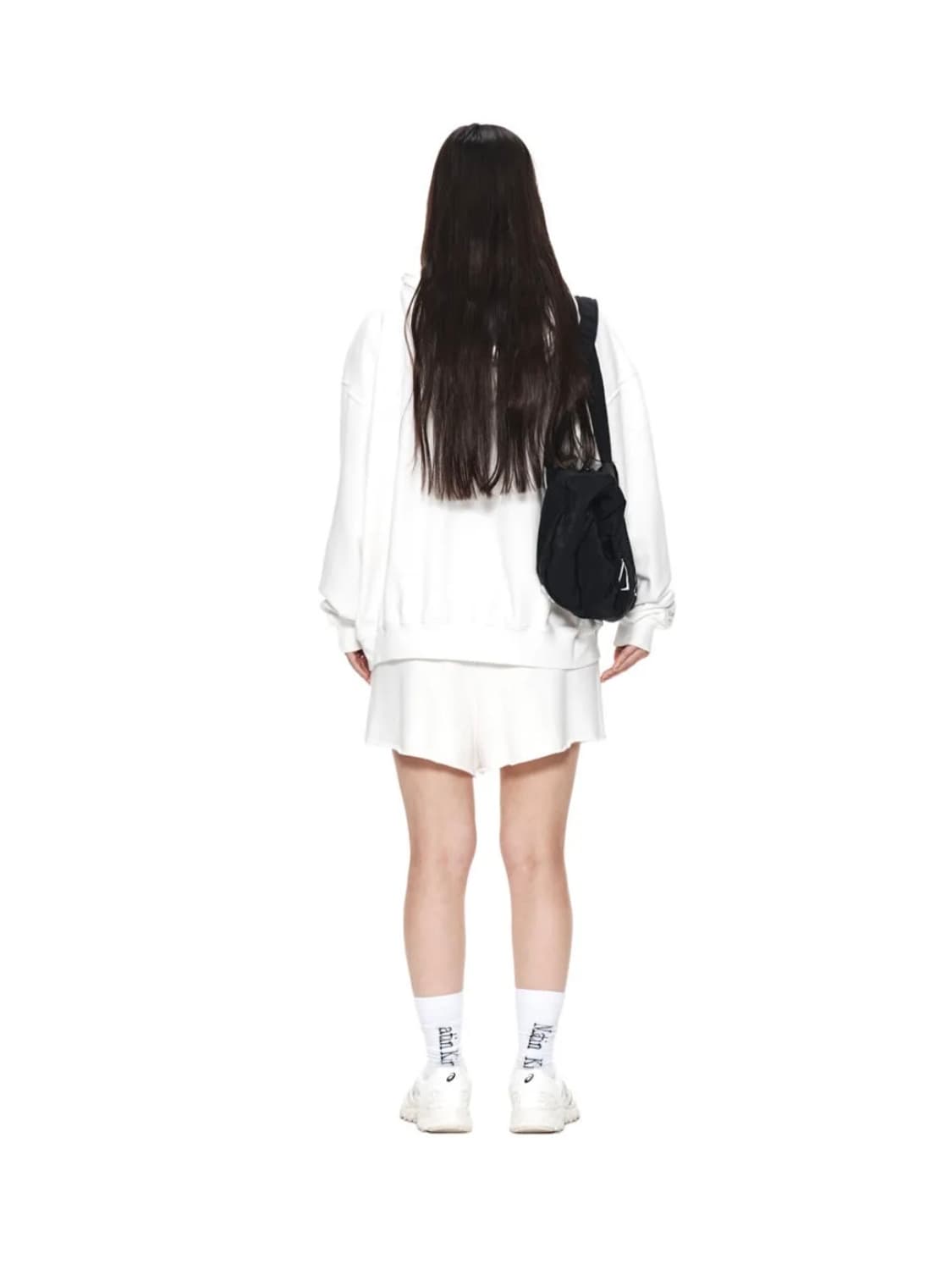 마뗑킴 크레센도 로고 스웻쇼츠 인 화이트 트레이닝 반바지 팬츠 상품이미지5