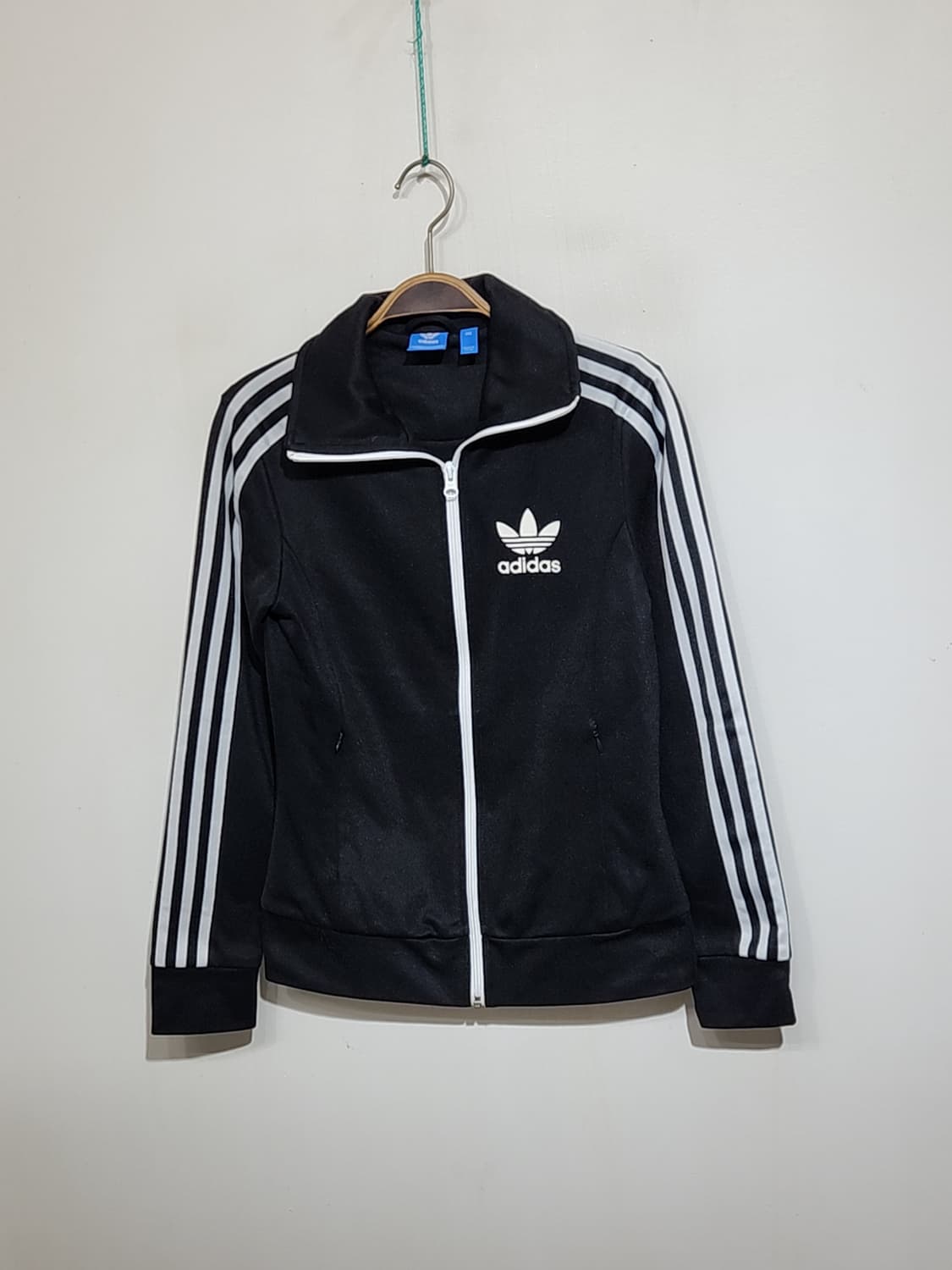(90) 아디다스 유로파 져지 검흰 츄리닝 트랙자켓  상품이미지1