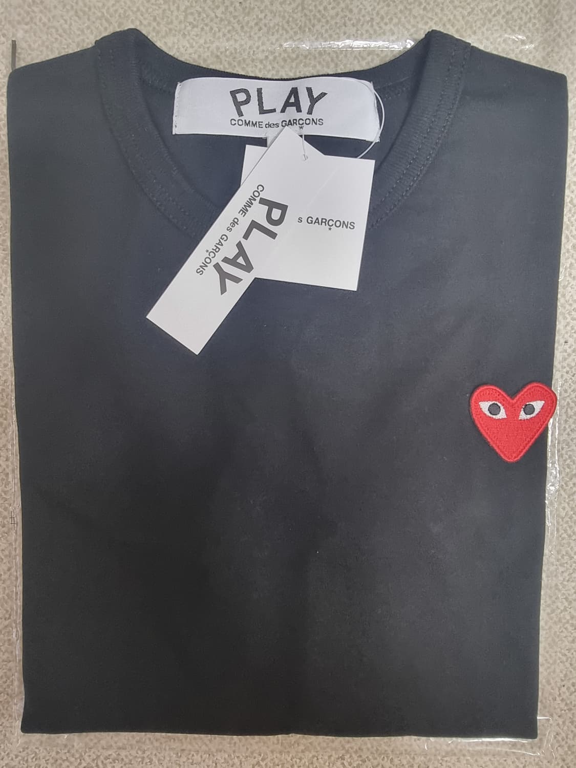 미개봉)정품)반팔)꼼데가르송 블랙 화이트 상품이미지1