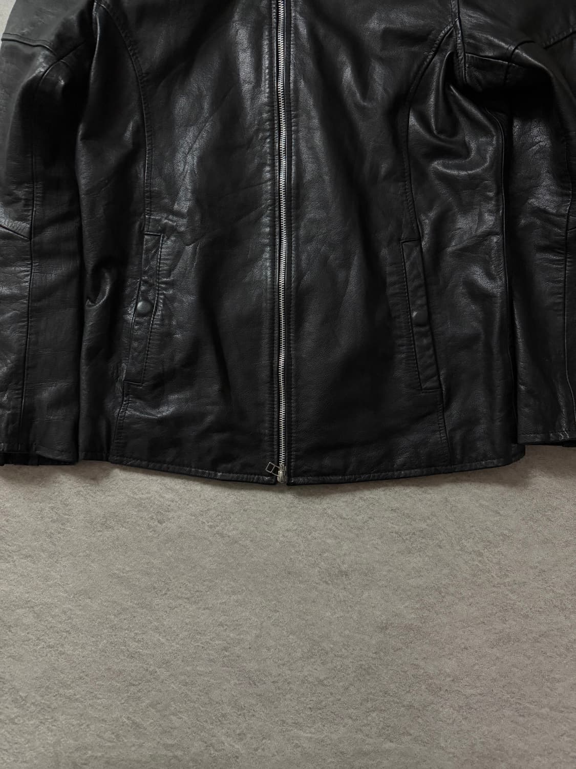 뱅퀴시 램스킨 후드 하이넥 자켓 상품이미지7