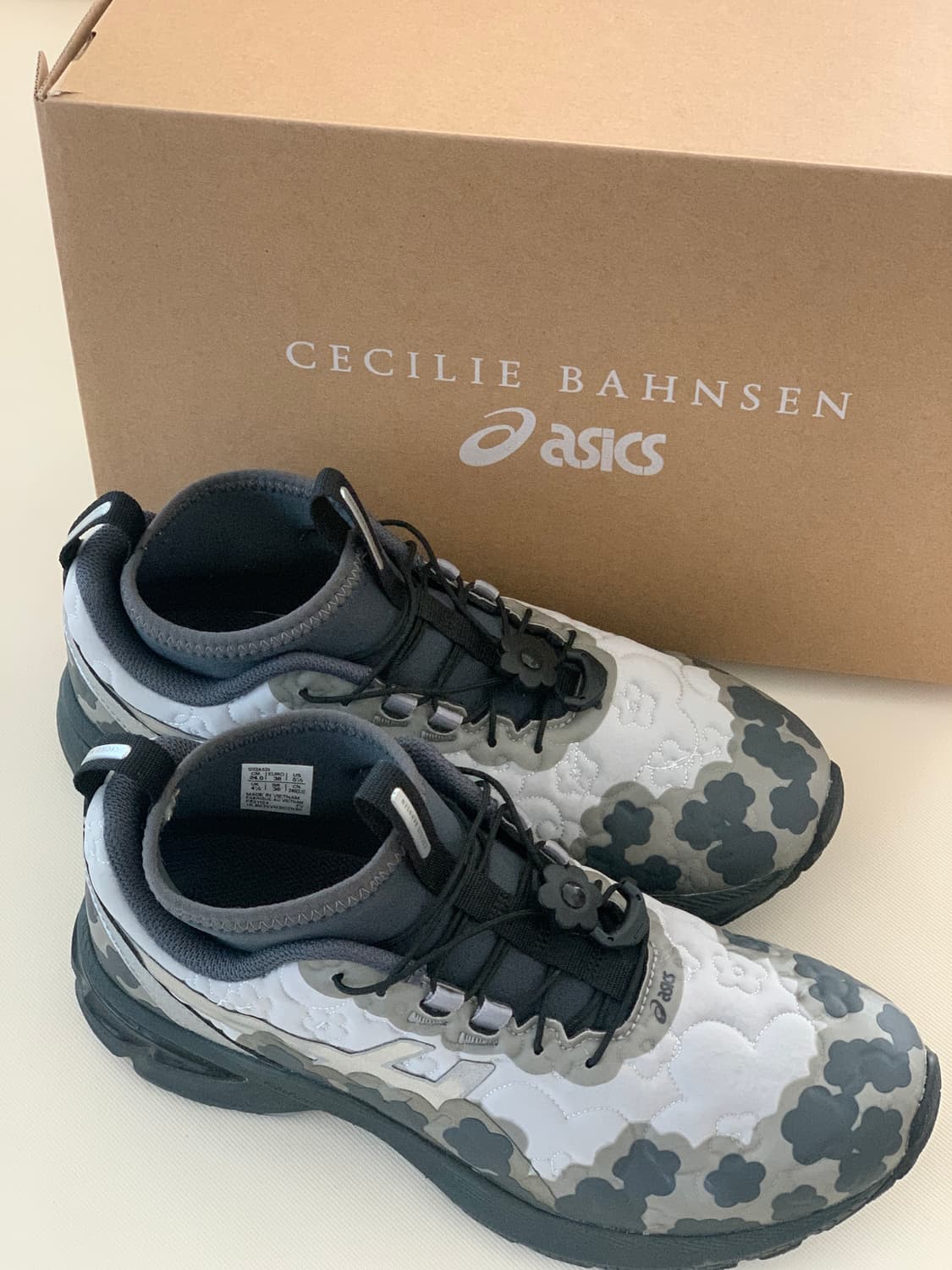 아식스젤터레인 세실리아반센 상품이미지2