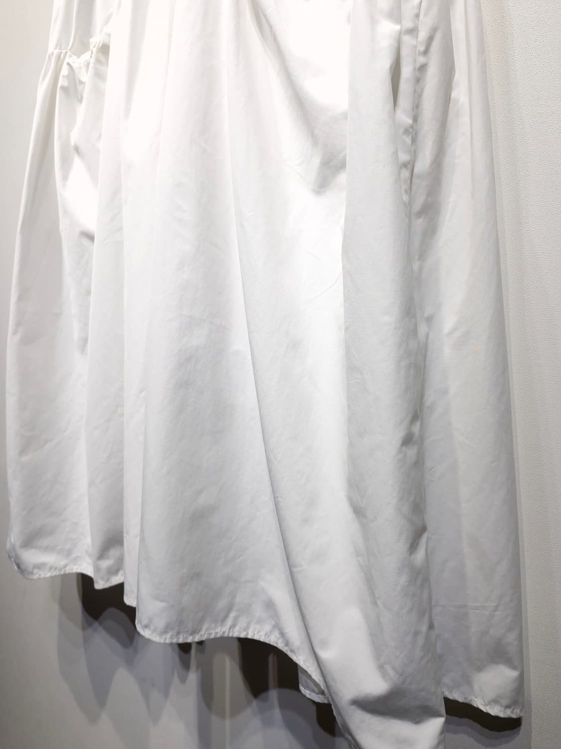 Lucky Marche 럭키마르쉐 23년 슬리브리스 원피스 상품이미지5