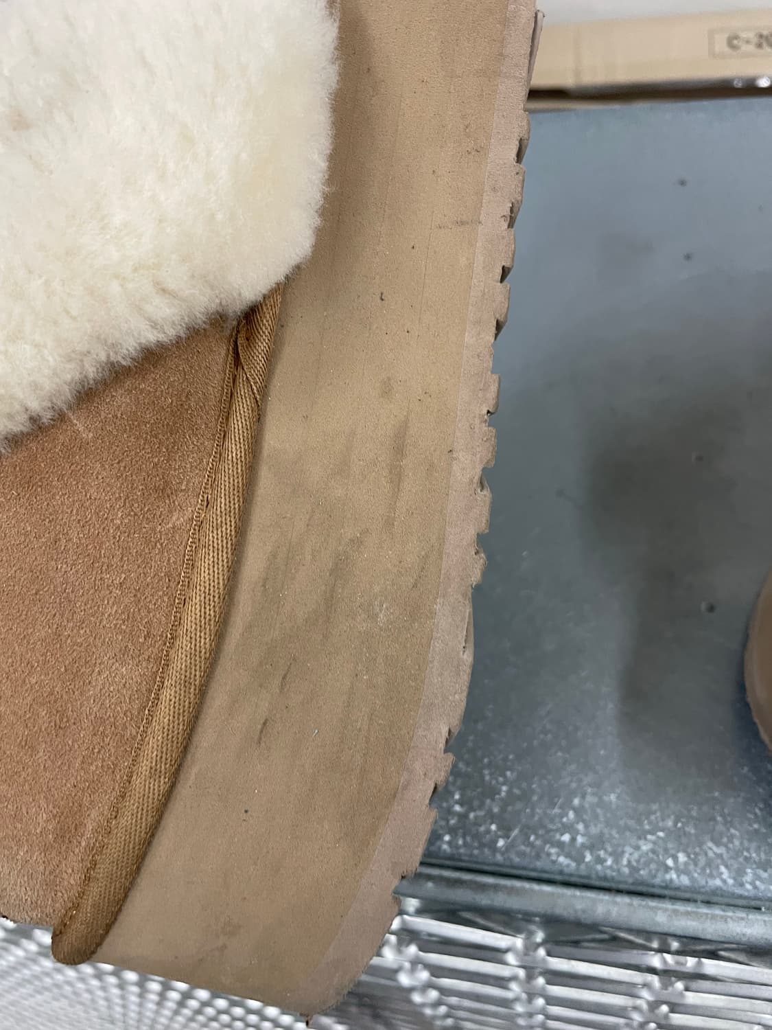 어그 펀케트 슬라이드 체스트넛 240 상품이미지9