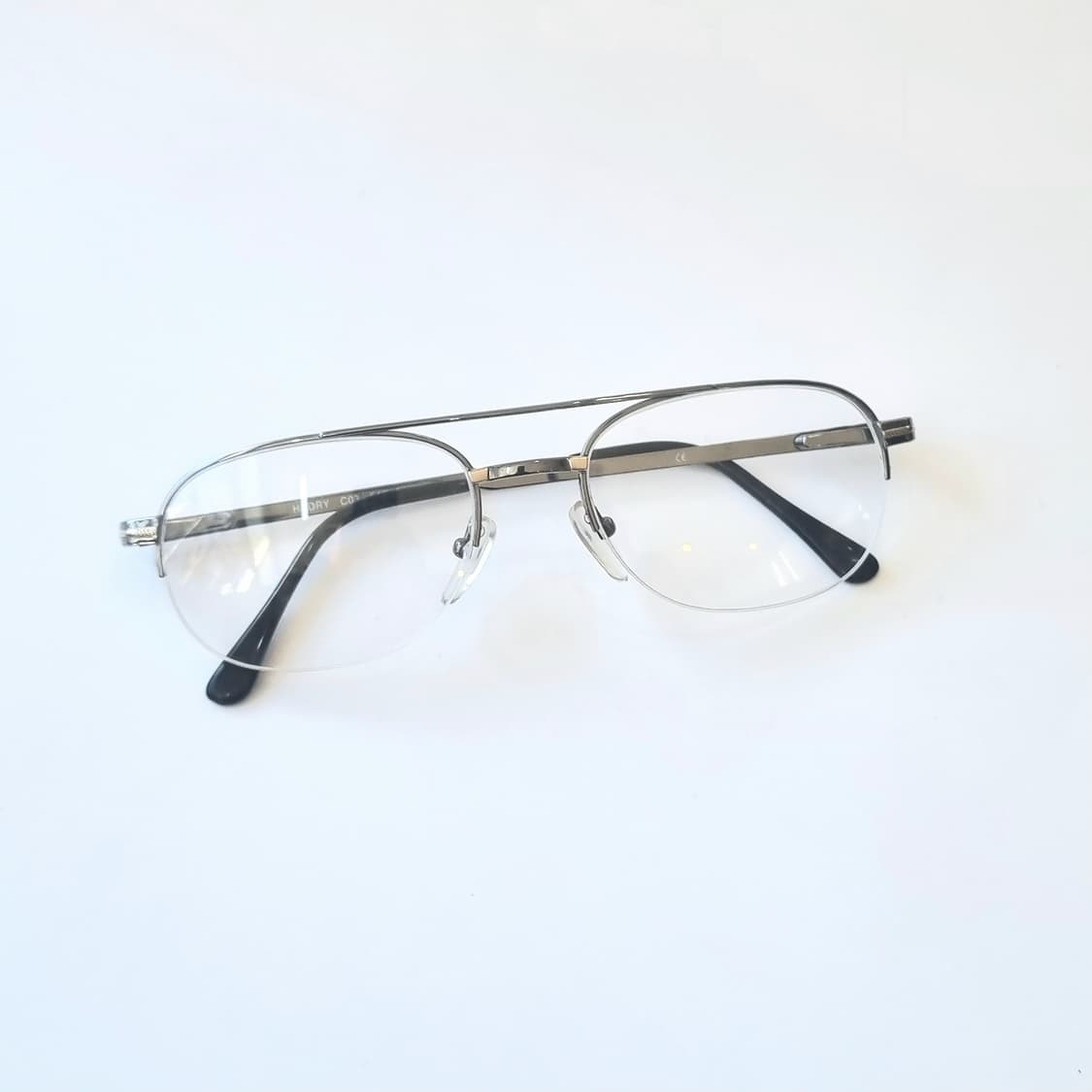 데드스탁 레트로와 모던함이 섞인 투브릿지 반무테 안경 485 상품이미지1