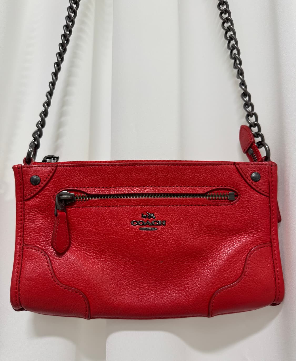 COACH 코치 레더 체인 크로스백 상품이미지1