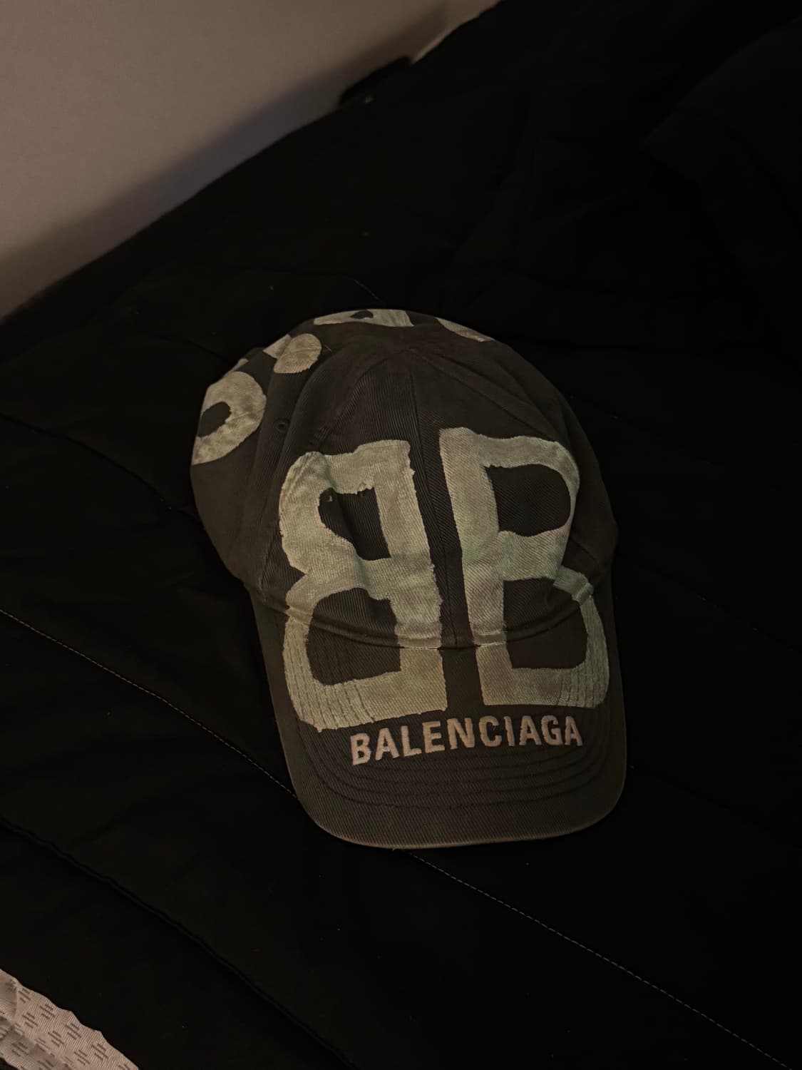 발렌시아가 BB스프레이드 볼캡  상품이미지1