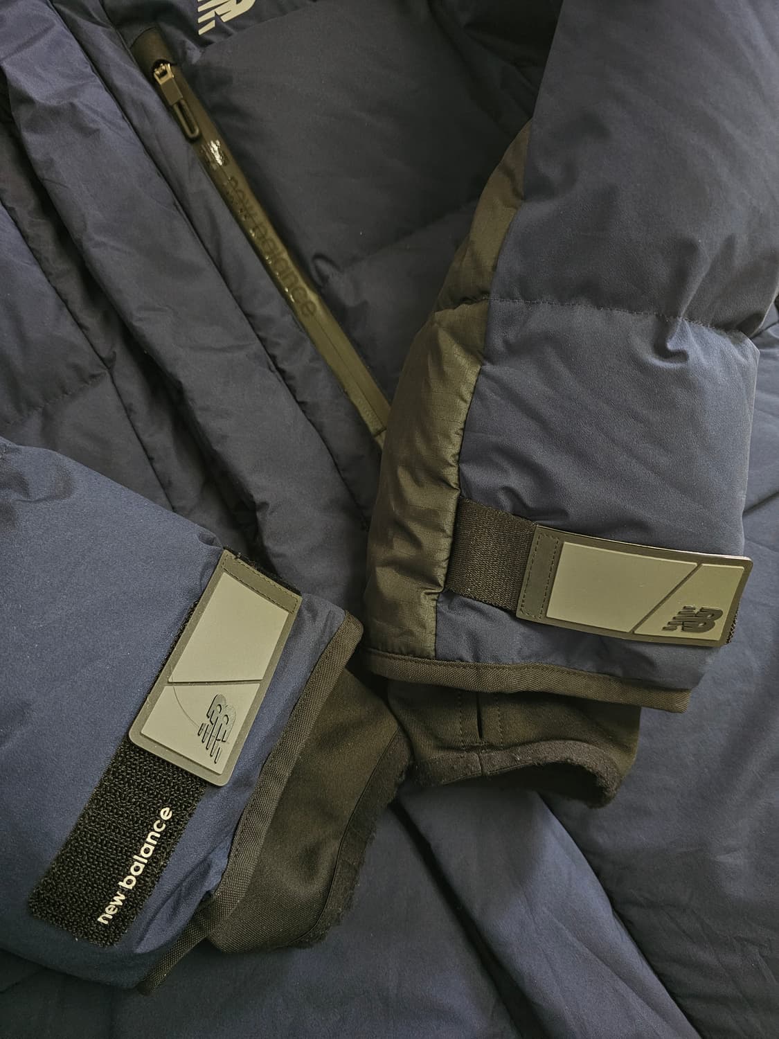 뉴발란스 남성 구스 미드 다운 패딩 L 네이비 상품이미지4