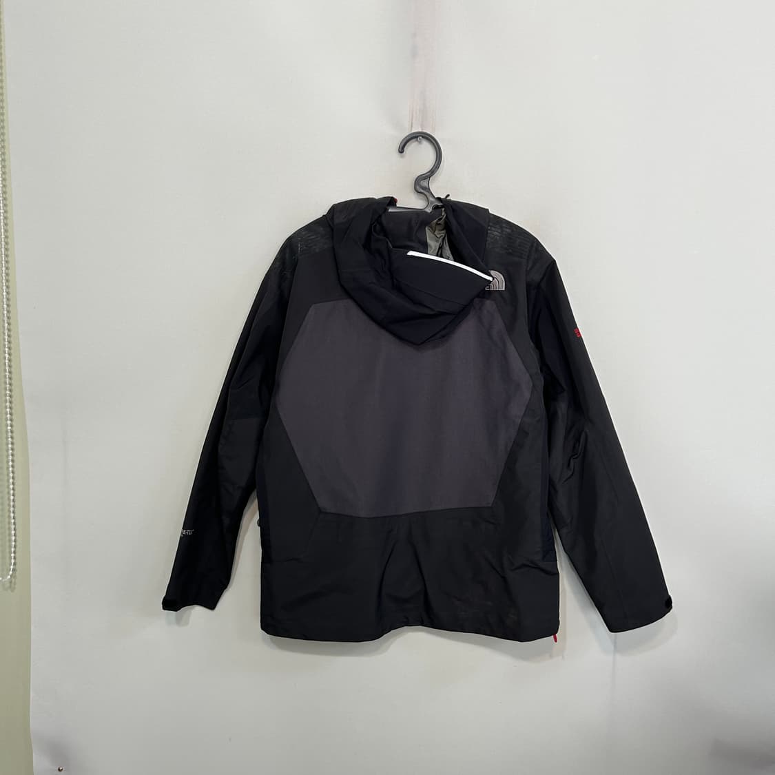 노스페이스 써밋시리즈 고어텍스 바람막이 95 남성 상품이미지3