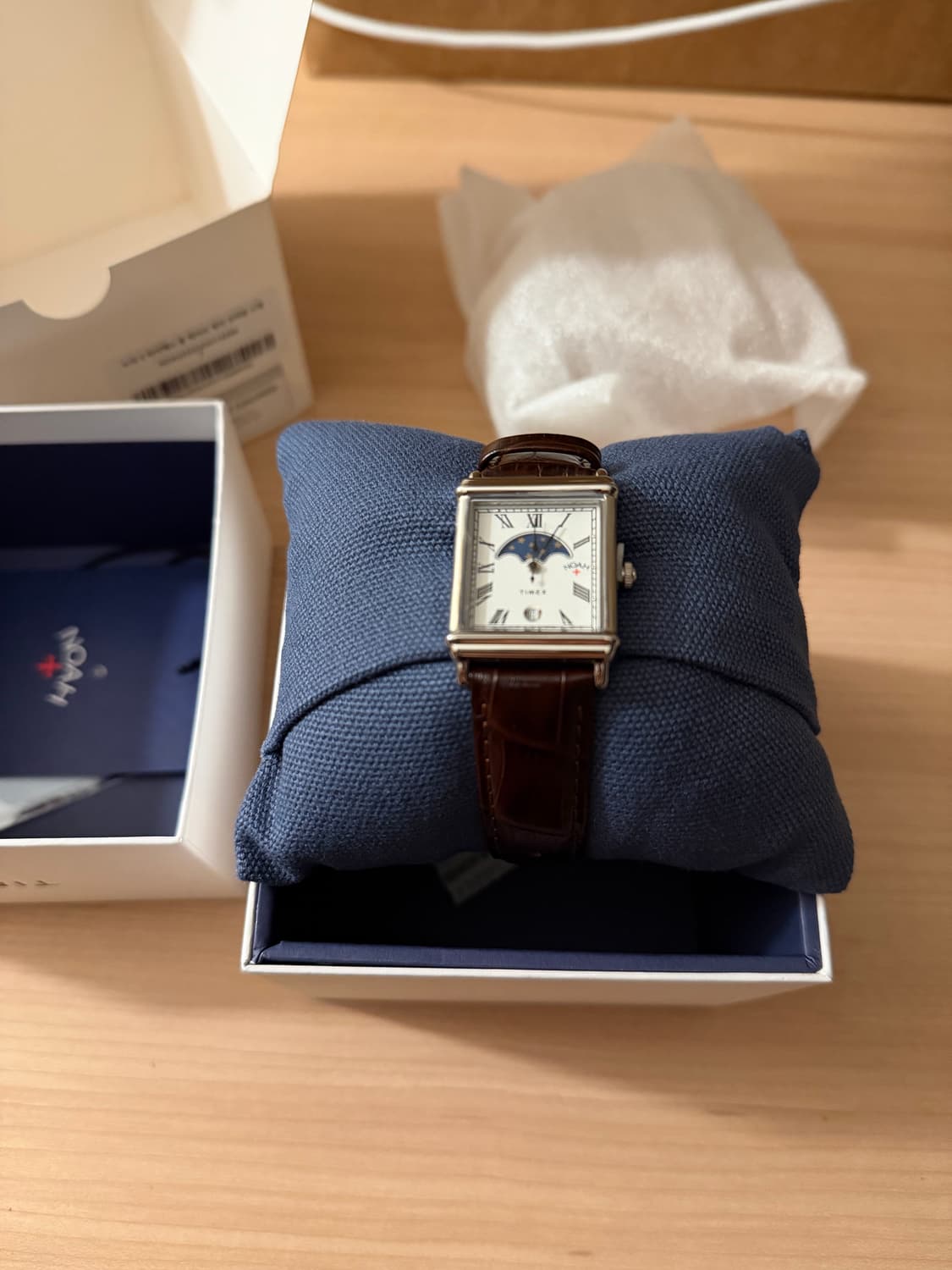 노아 x 타이맥스 브라운 스틸 상품이미지1