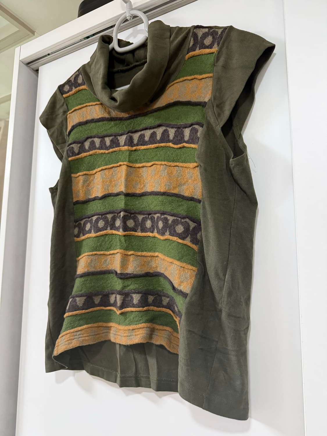 Khaki knit vest 상품이미지3