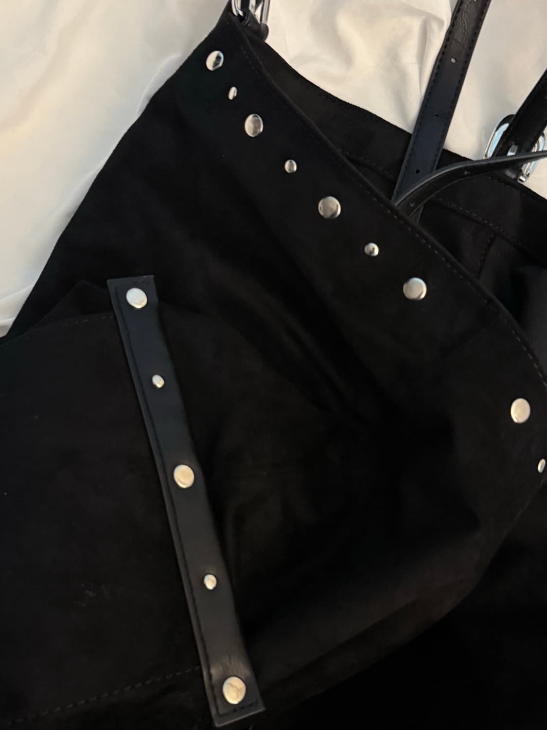 KHIHO X KIJUN Veyra Stud Bag 기호 기준 스터드백 상품이미지3