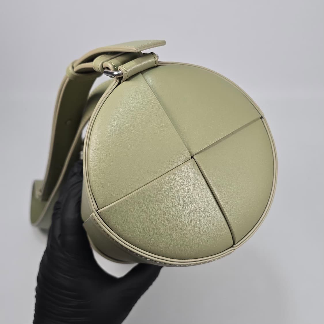 보테가 베네타 미디움 카네트 숄더백 상품이미지5