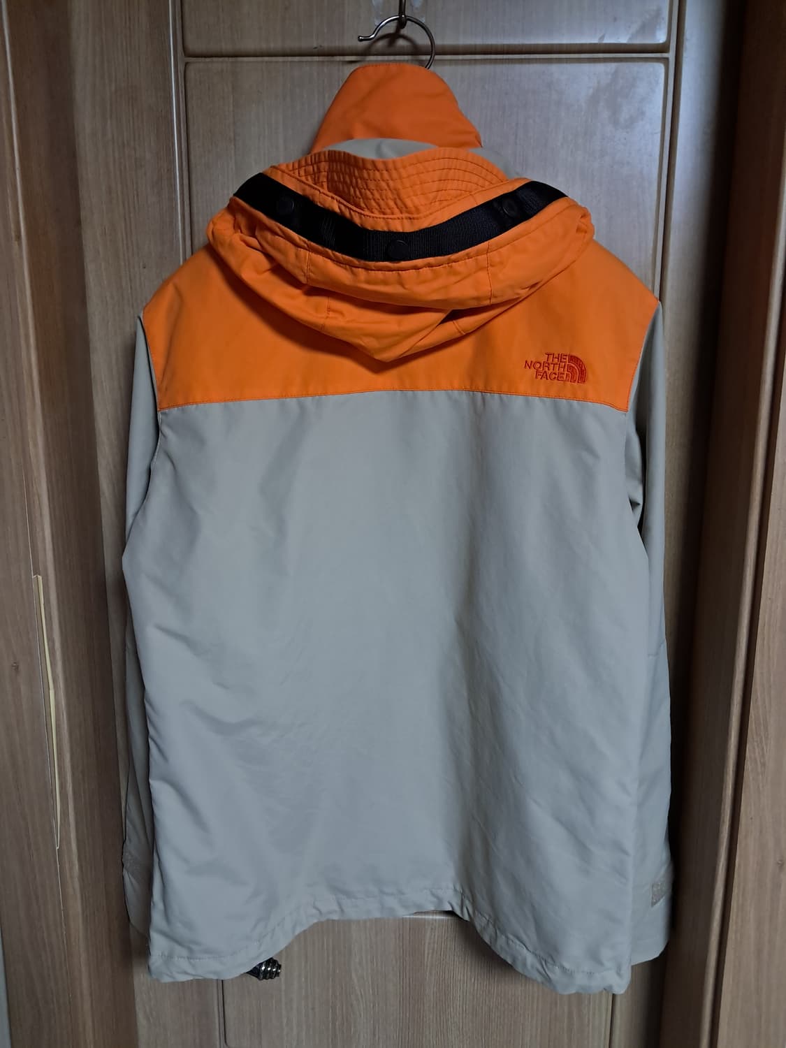 노스페이스 바람막이 S 상품이미지3