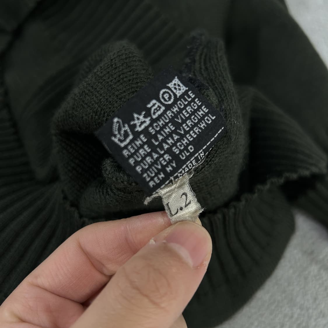 버버리 정품 니트 다크 그린 니트 L 상품이미지4