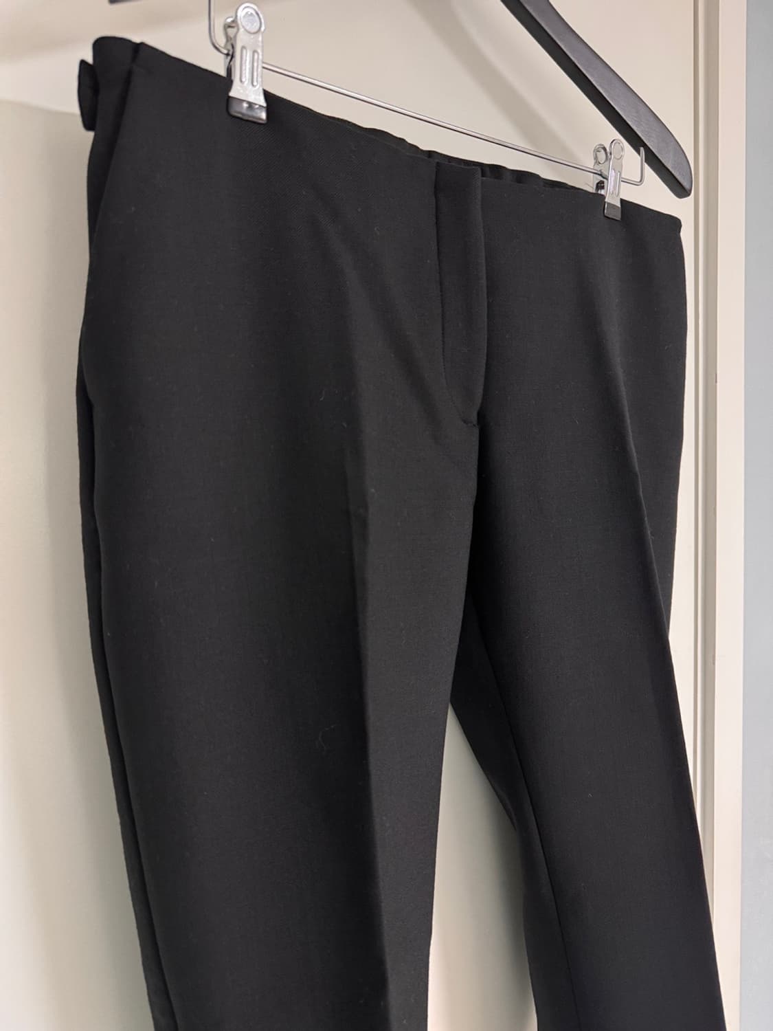 (새상품)ACNE STUDIOS 블랙 울 슬랙스 40 상품이미지2