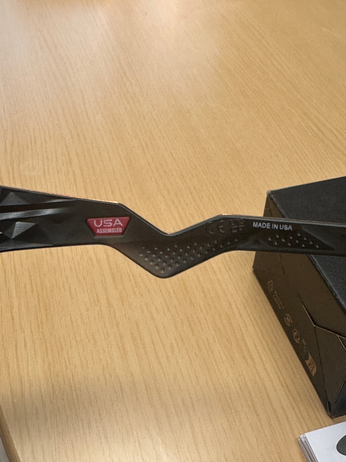 오클리 라테랄리스 매트 블랙 팝니다. 상품이미지4