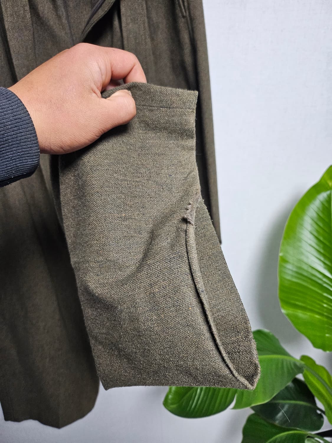 [M]렉토 벨트 디테일 팬츠 카키 상품이미지3