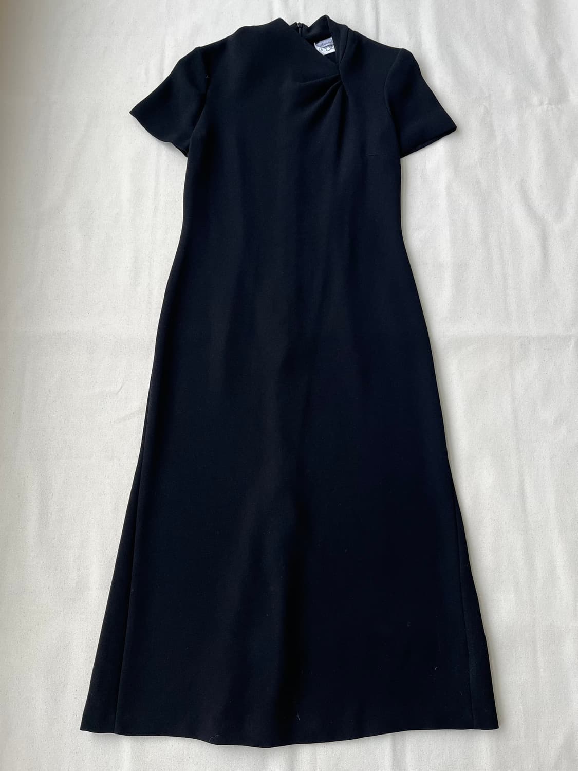 막스마라 블랙 미니멀 원피스 상품이미지2