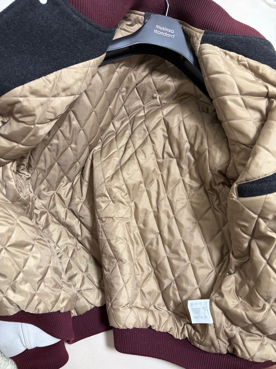 디스이즈네버댓 뉴발란스 바시티 점퍼 상품이미지6