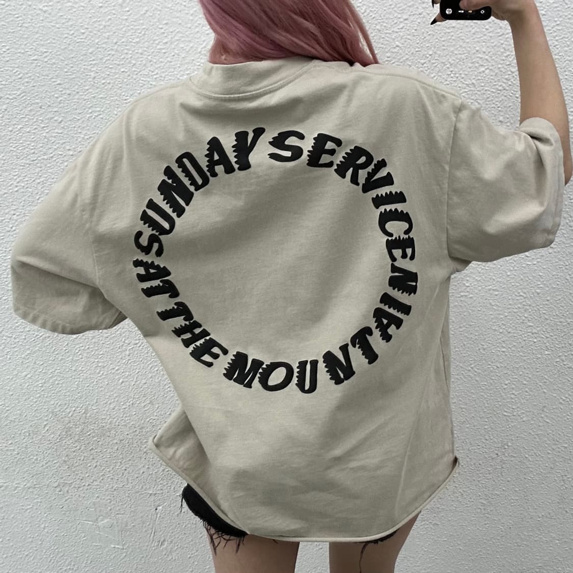 yeezy 트러스트갓 라이트베이지 반팔 M 상품이미지2