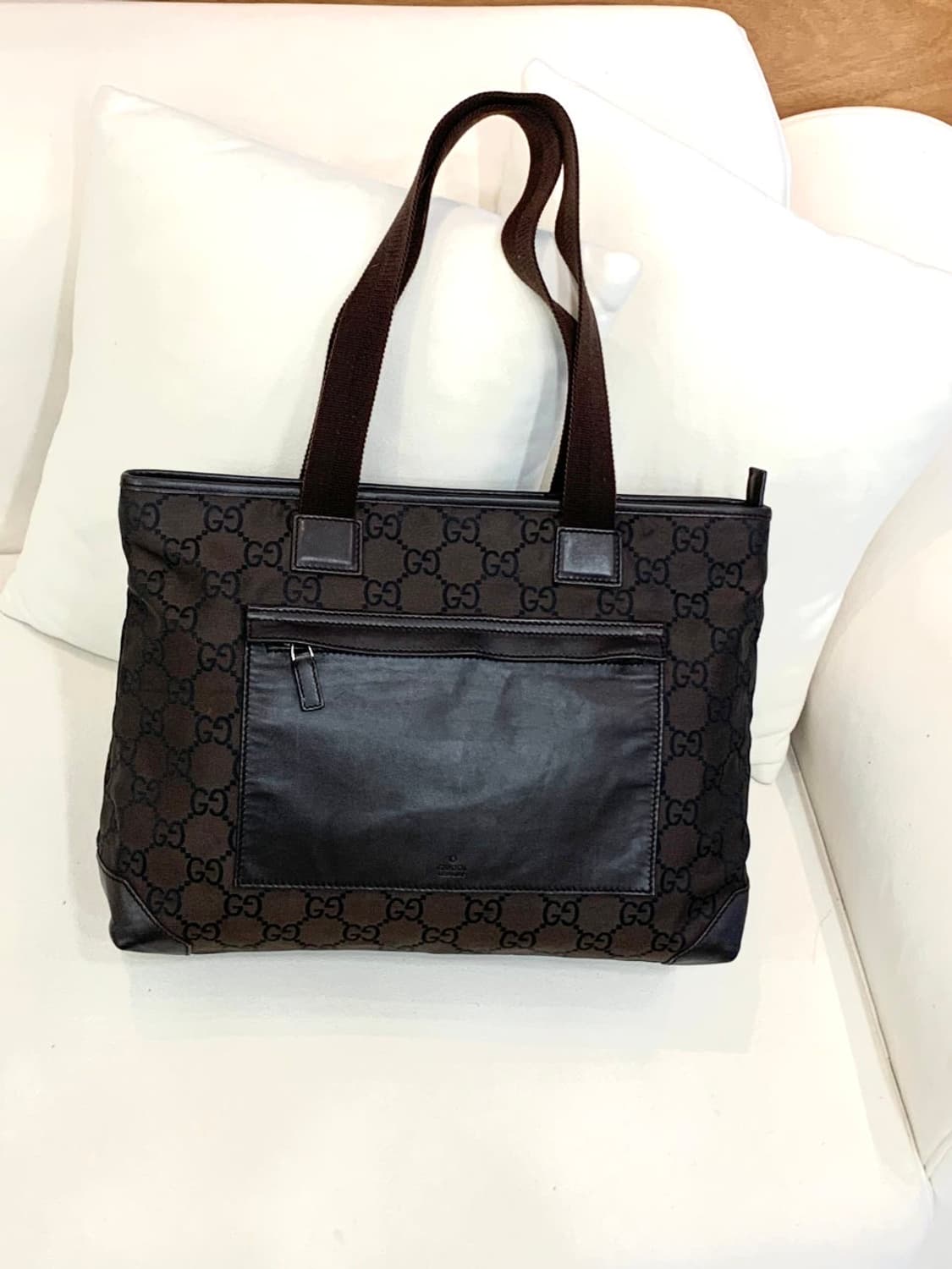 구찌 브라운 GG 나일론 숄더백 (정품) 상품이미지1