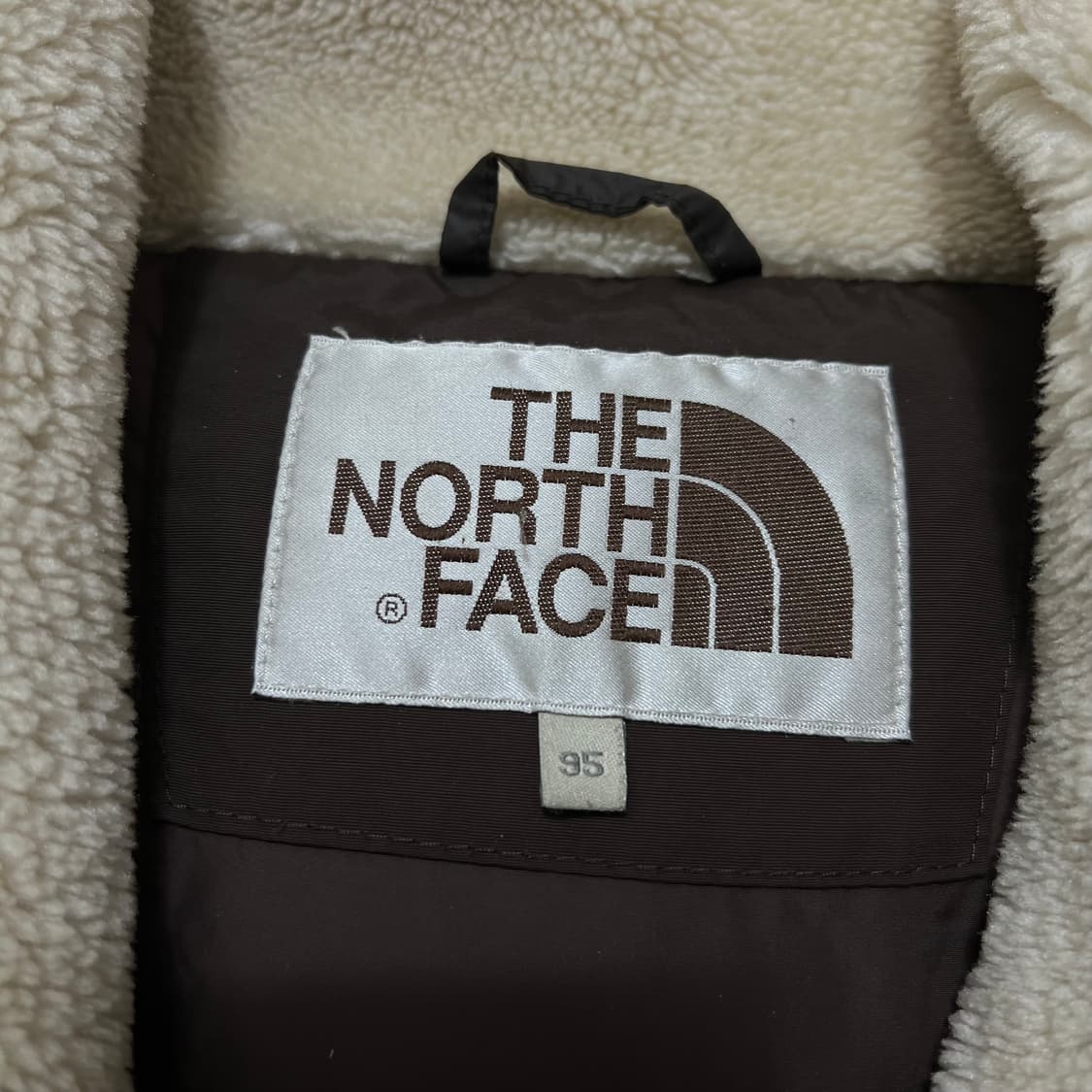 노스페이스 여성 구스다운 퀼팅 하이넥 롱패딩 점퍼 [브라운] XL/105 상품이미지5