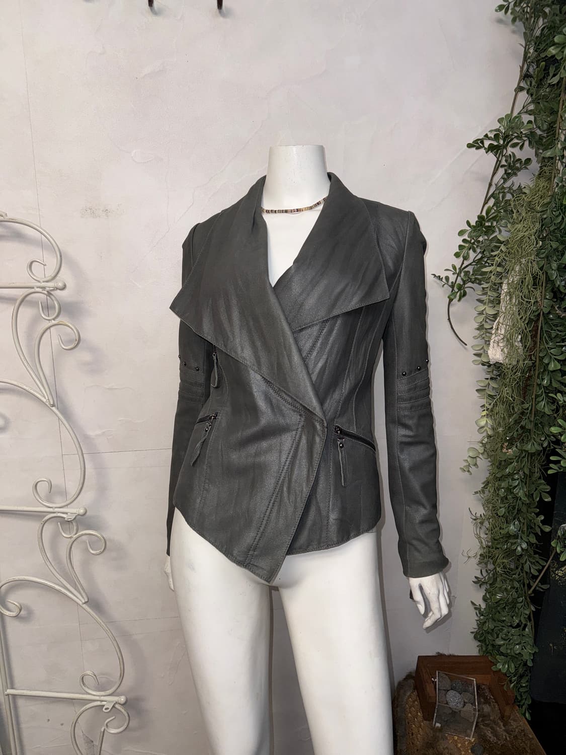 Demoo gray goat skin drape stud jacket 상품이미지5