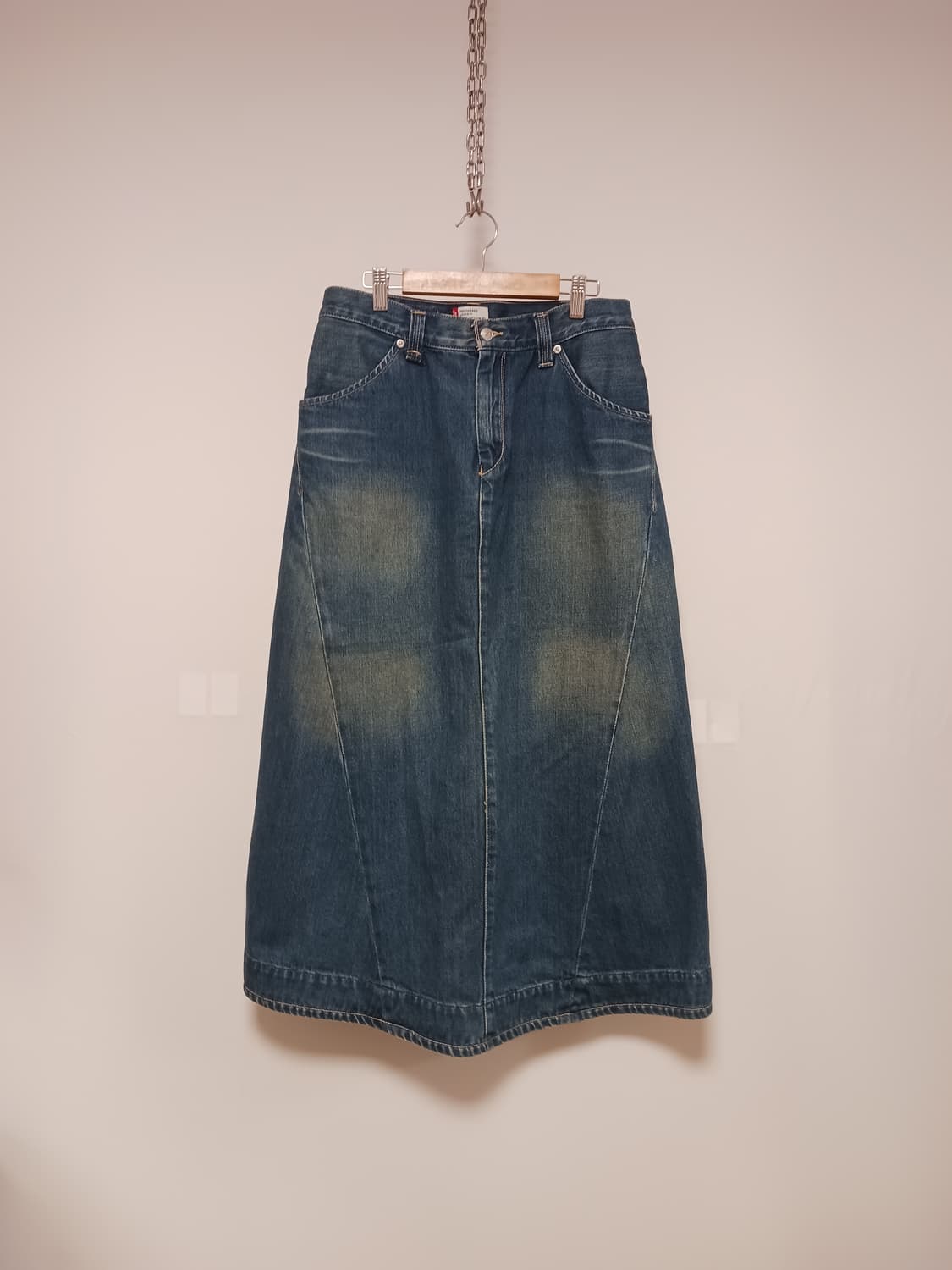 리바이스 엔지니어드 롱데님스커트 상품이미지1