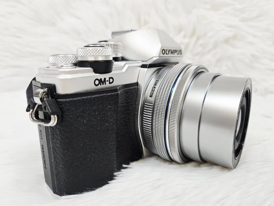 [민트급] 올림푸스 OM-D E-M10 Mark II 미러리스 카메라 판 상품이미지3