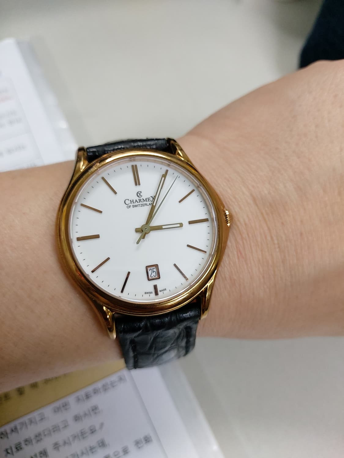 Charmex of Switzerland 금장 가죽 시계 상품이미지4