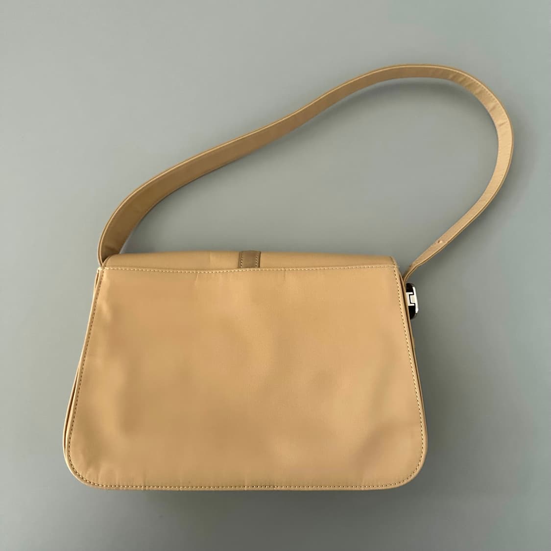 꾸레쥬 courreges 로고 숄더백 상품이미지3