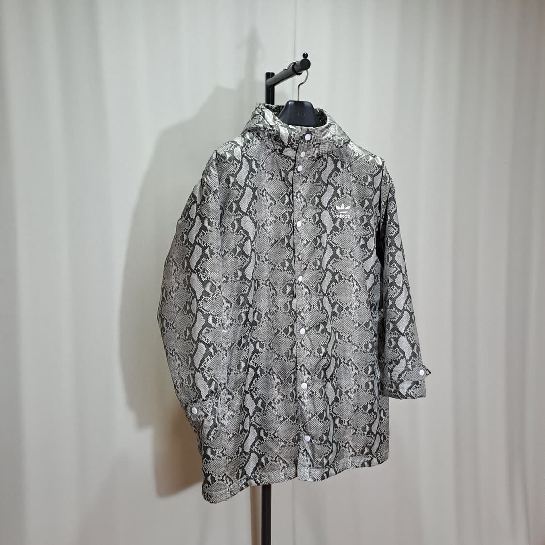 (택포) 아디다스 x Hyke python skin 후드 자켓 B538 상품이미지2