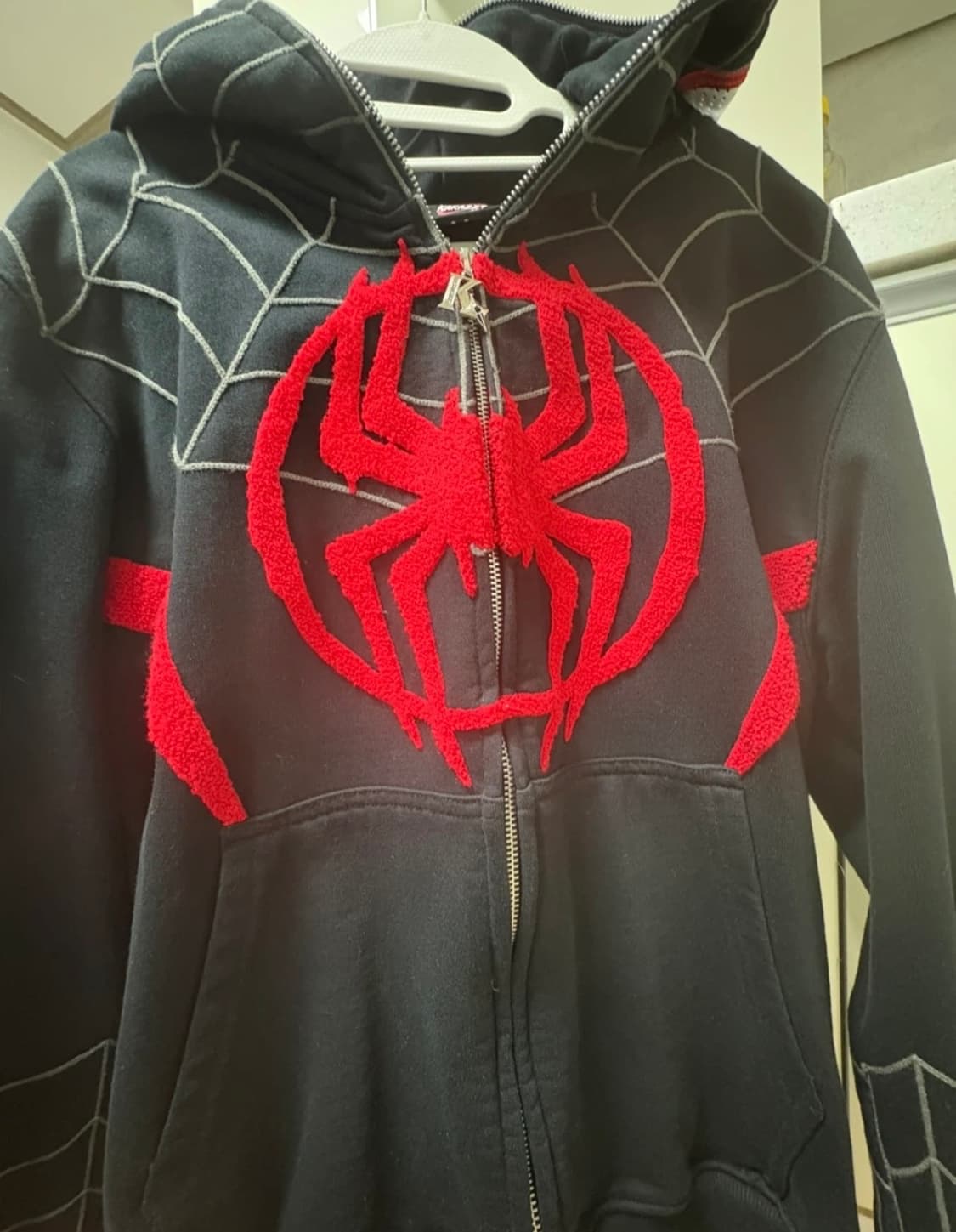 카카지 스파이더맨 후드집업 상품이미지1